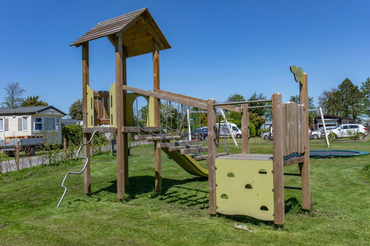 Chalet 2A Op Recreatiepark De Wielen Сінт-Мартен Екстер'єр фото